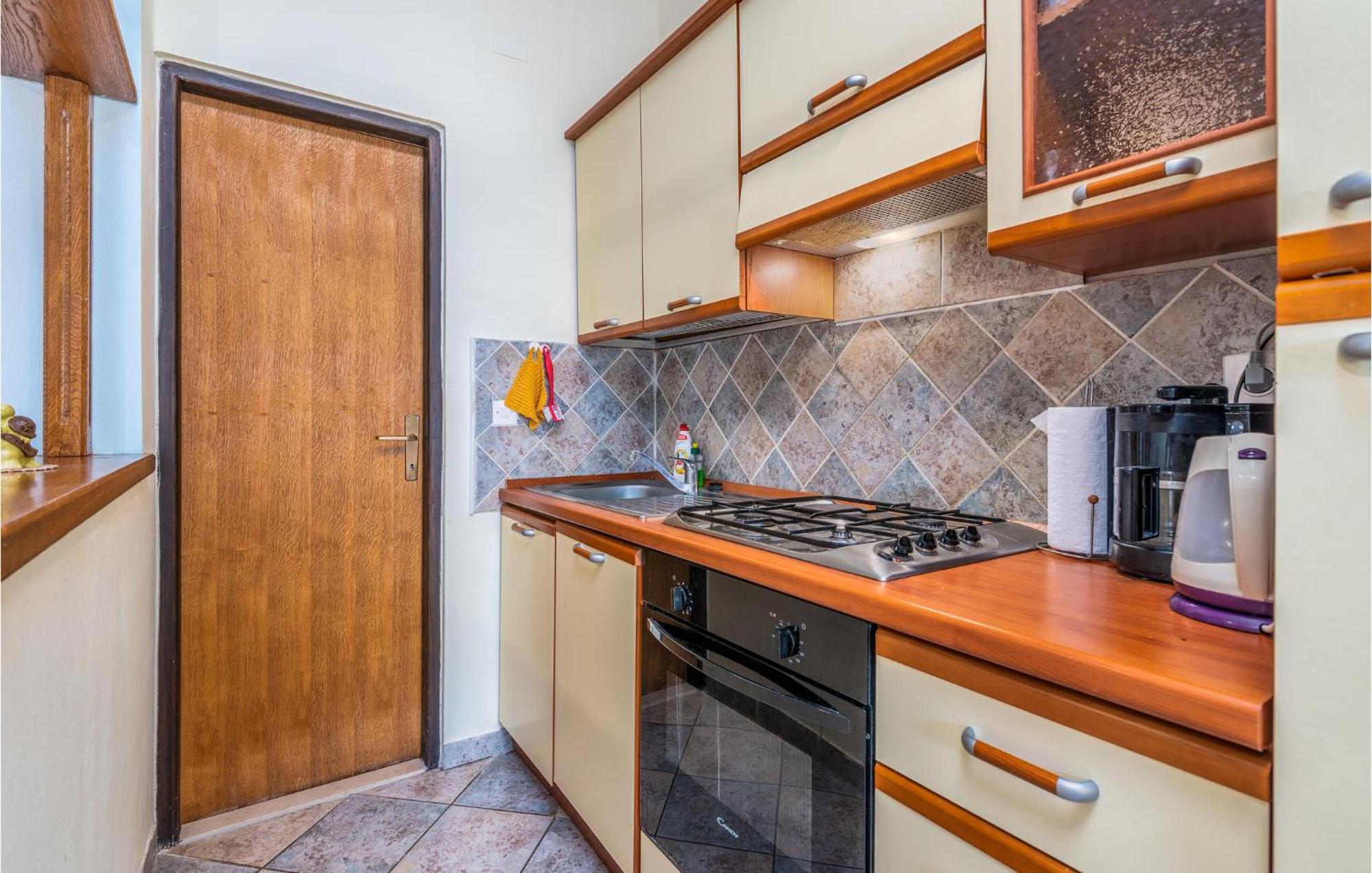 Beautiful Apartment In Pinezici With Wifi Екстер'єр фото